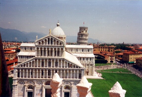 10piazzaduomopisa.jpg